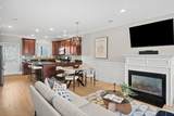 208 H St - Photo 11