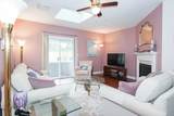 1214 Vfw Pkwy - Photo 5
