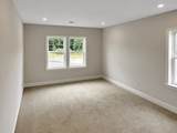 1 Whitman Circle - Photo 14