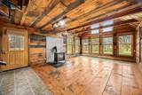 1080 Locust - Photo 8