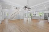 786 Main St - Photo 2