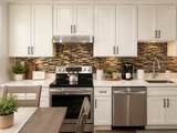19 Hazelton St - Photo 3