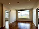 99 Sumner St - Photo 2