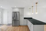 38 Colonial - Photo 6
