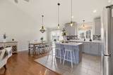 341 Courtney St - Photo 14