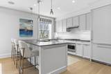 25 Beacon Street - Photo 13