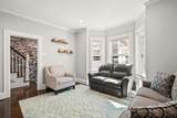 372 Silver St - Photo 4