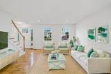 38 Colonial - Photo 11