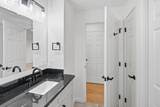 38 Colonial - Photo 16