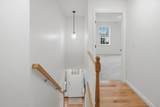 38 Colonial - Photo 19