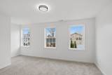 38 Colonial - Photo 21