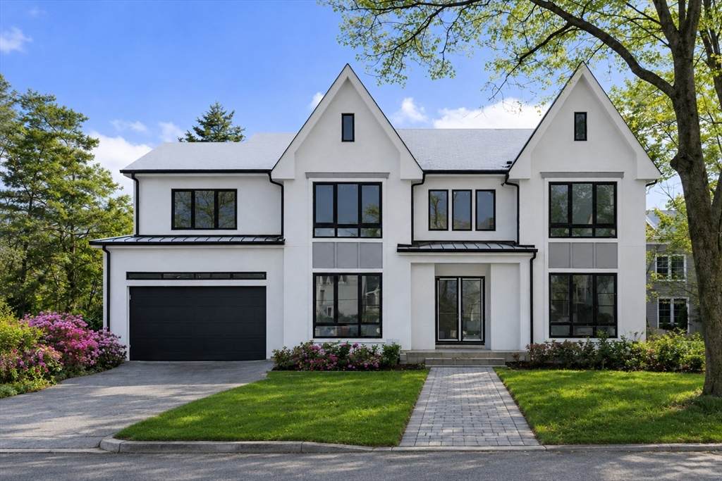 544 Saw Mill Brook Parkway - Photo 1