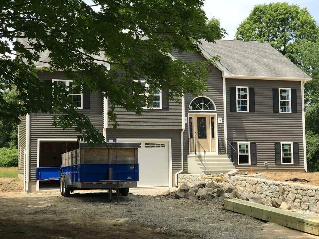 301 Blackstone Street - Photo 1