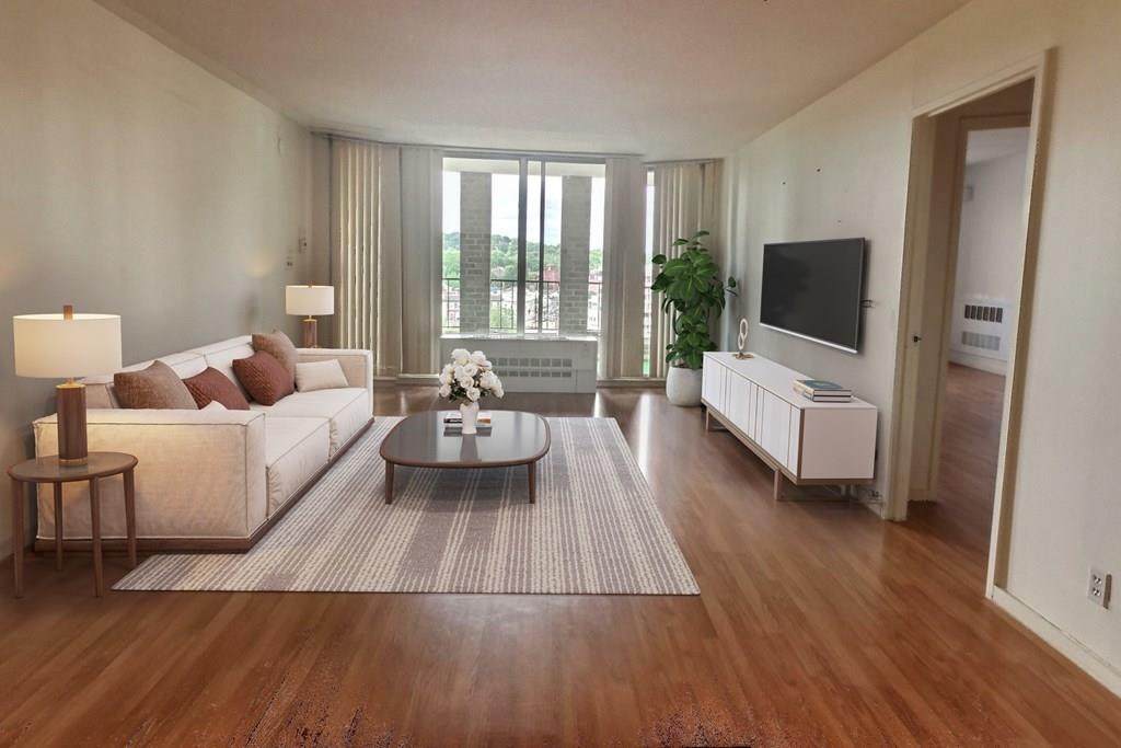 33 Pond Ave - Photo 1