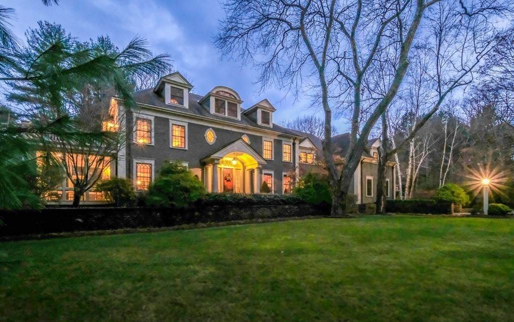 54 Glezen Ln - Photo 1