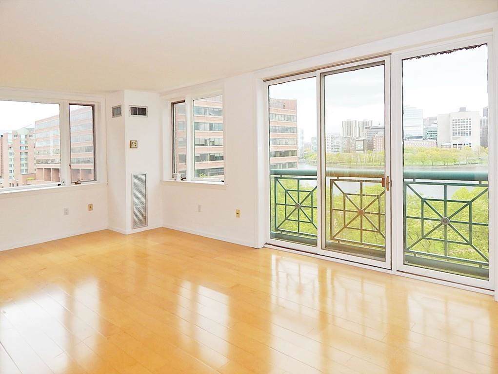 10 Rogers Street - Photo 1