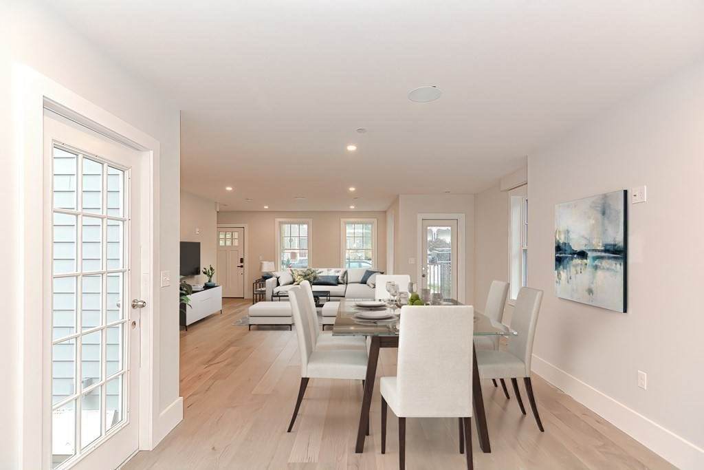 37 Old Morton St - Photo 1