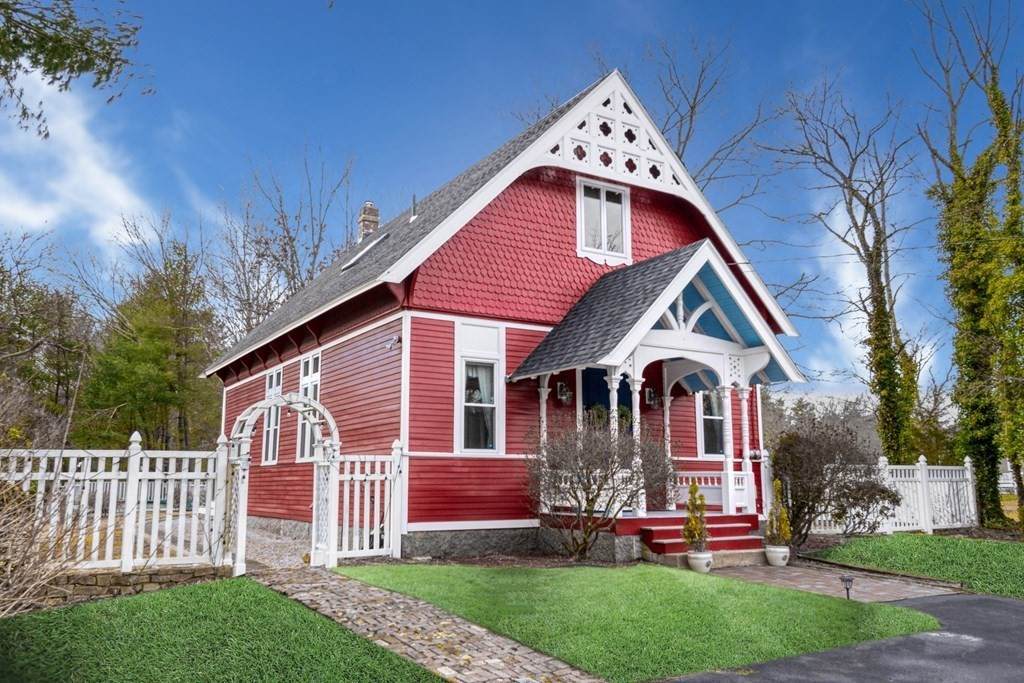 142 Whiting St - Photo 1