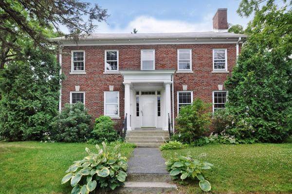27 Walnut St - Photo 1