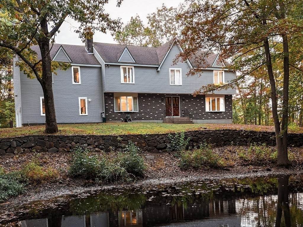 35 Shoreline Drive - Photo 1