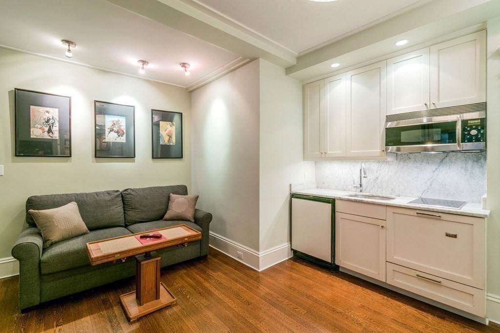 8 Garrison Street - Photo 1