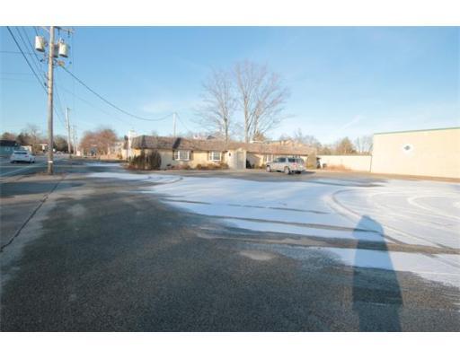 1113 Bedford St - Photo 1
