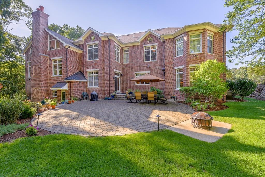 47 Wainwright Road - Photo 1