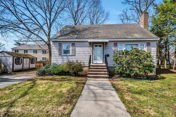 4 Carter Road, Woburn, MA 01801 (MLS #72145001) :: Kadilak Realty Group at RE/MAX Leading Edge