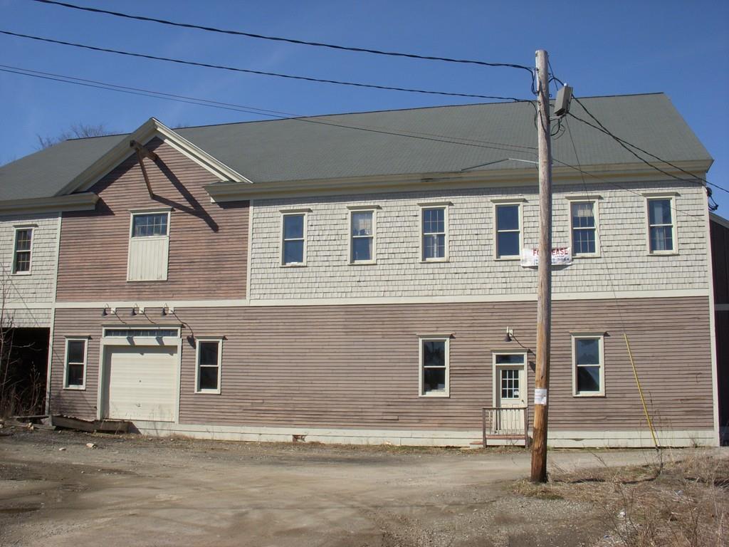 136 Main St - Photo 1