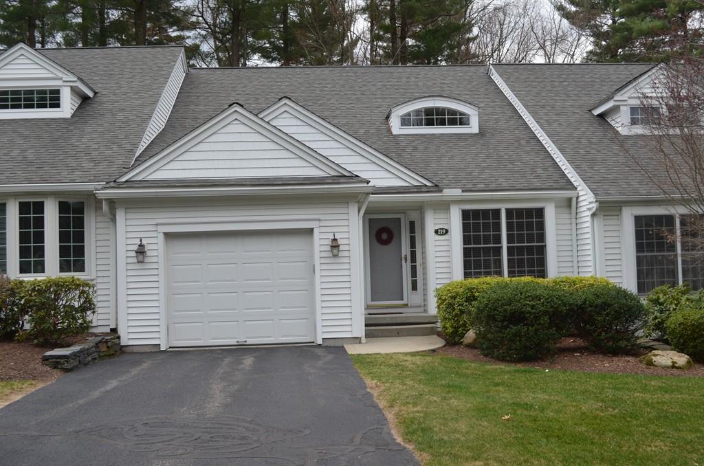 219 Pinehurst Dr - Photo 1