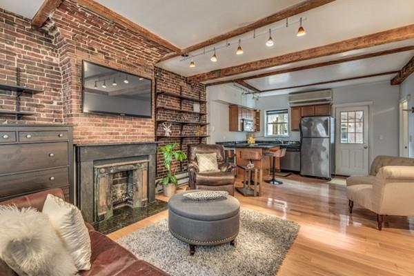 8 Moon Street #1, Boston, MA 02113 (MLS #72146117) :: Ascend Realty Group