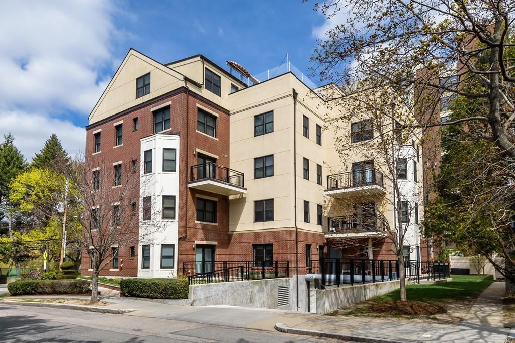 55 Park - Photo 1