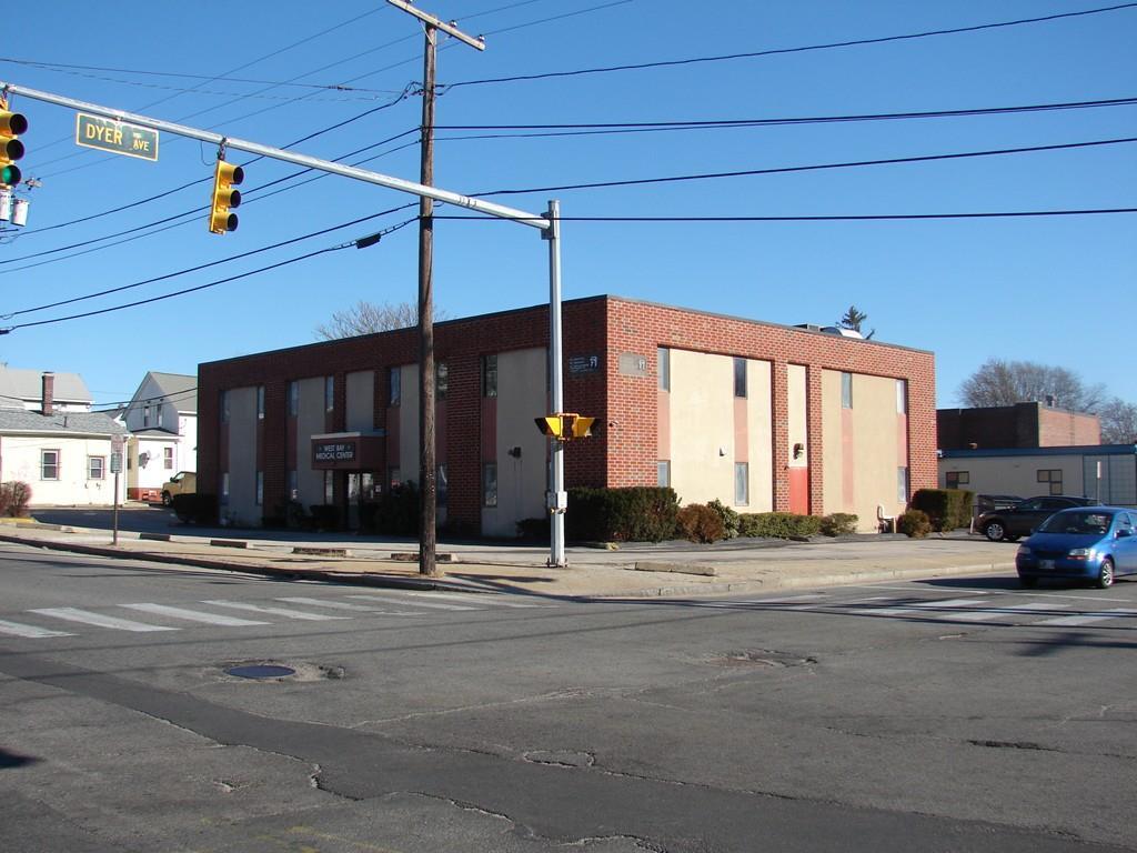 1366-1370 Cranston St - Photo 1