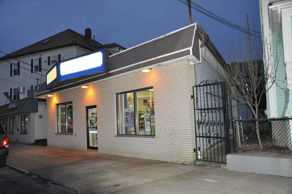 474 Orchard St - Photo 1