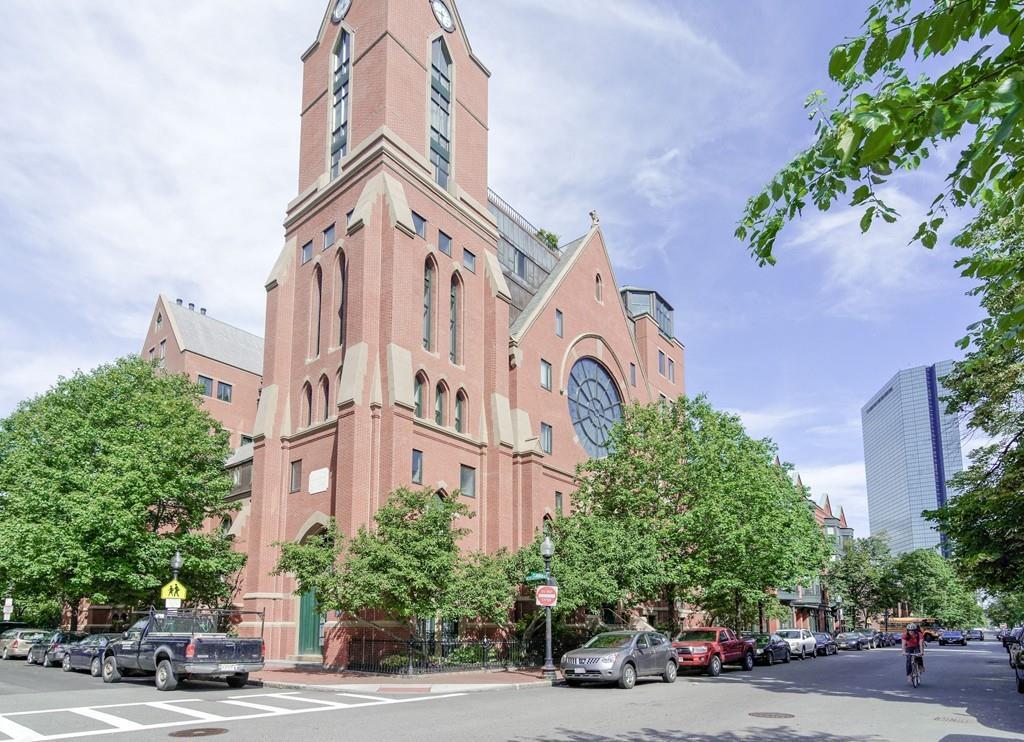 2 Clarendon St #706, Boston, MA 02116 (MLS #72202070) :: Charlesgate Realty Group