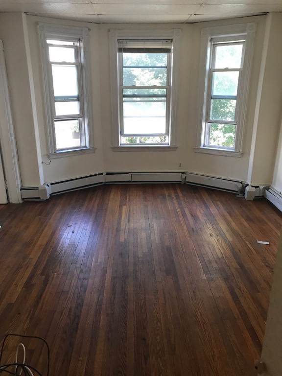 20 Howell Street - Photo 1