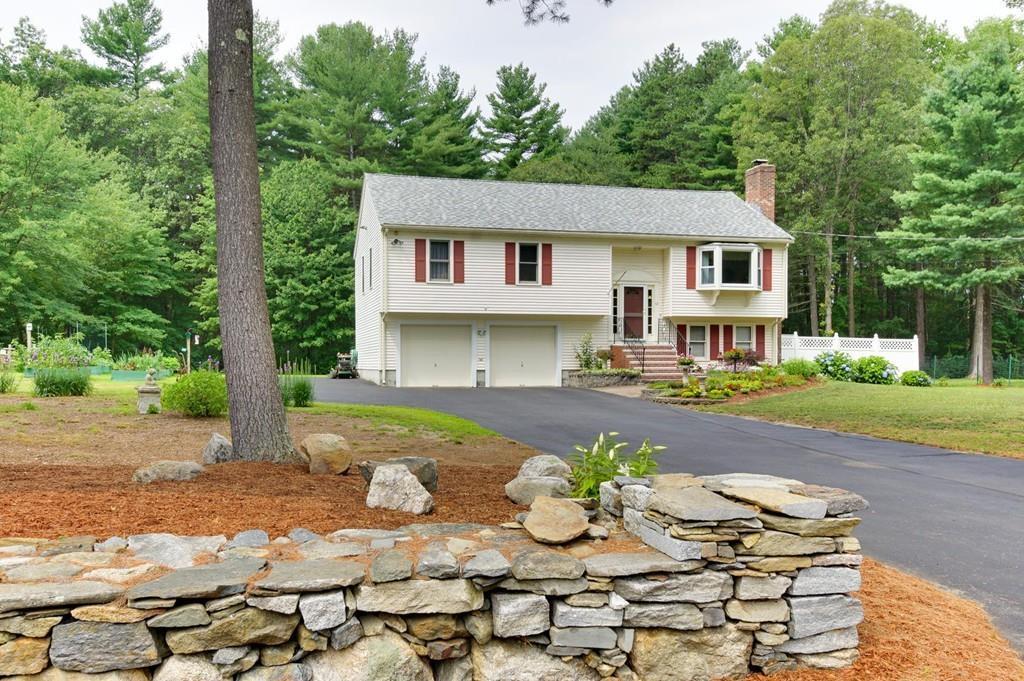 12 Parmenter Rd - Photo 1