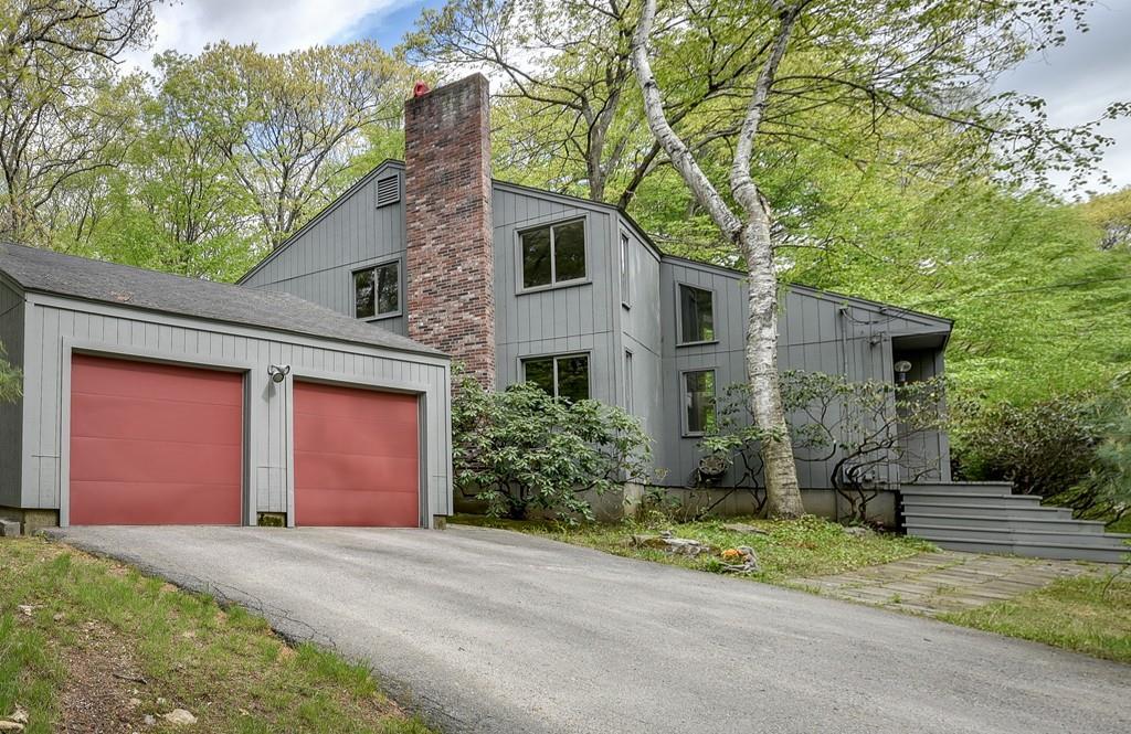 52 Green Ln - Photo 1