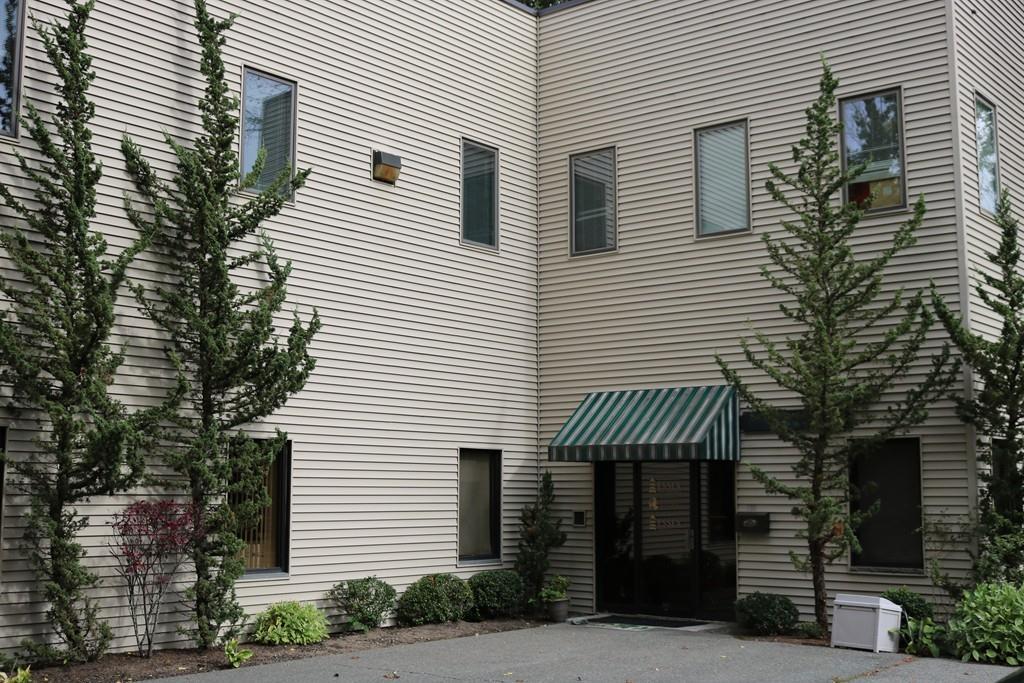 168 Centre St - Photo 1