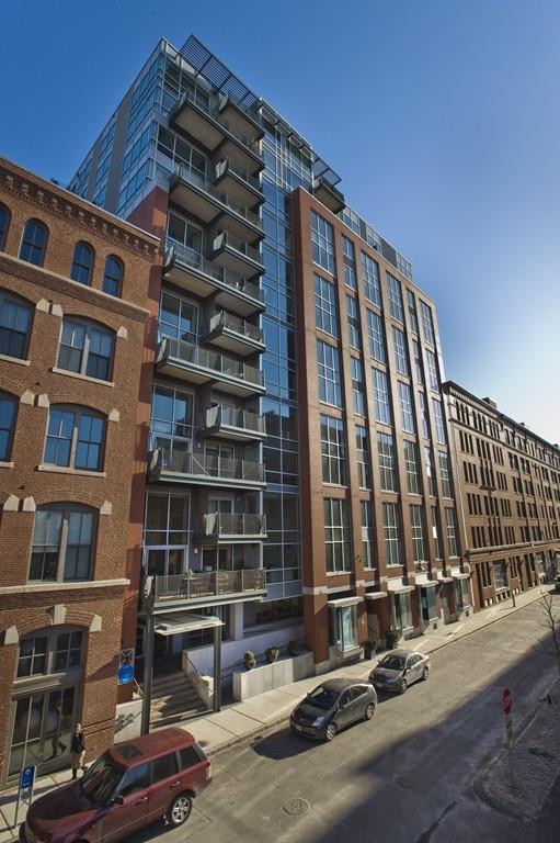 25 Channel Center St - Photo 1
