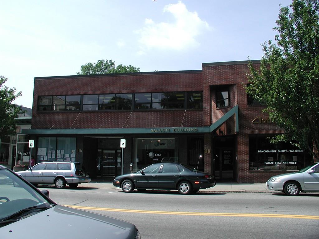 116-126 Main St - Photo 1