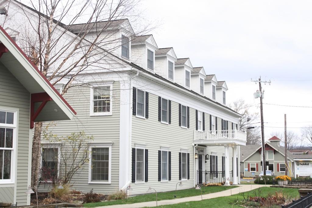 21 Elm St - Photo 1