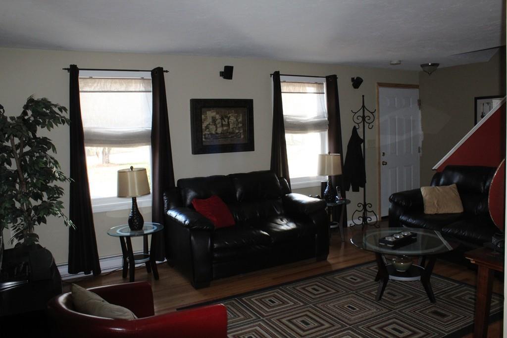 21 Crestwood Dr - Photo 1