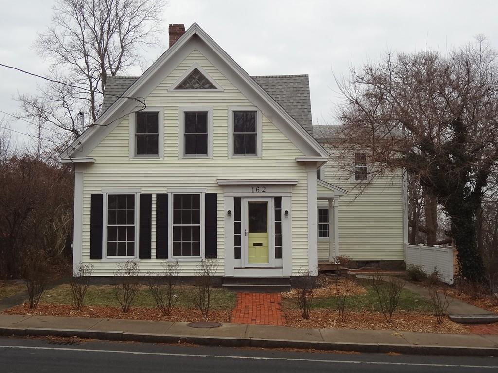 162 Sandwich Street - Photo 1