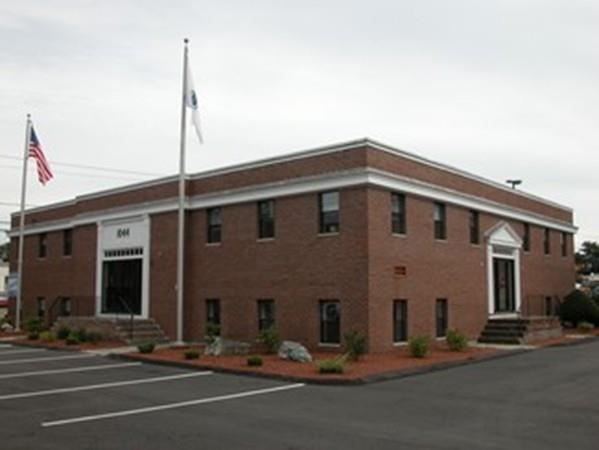 1044 Central St - Photo 1