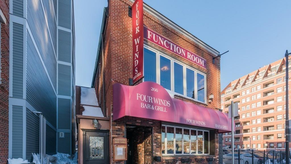 266 Commercial St - Photo 1
