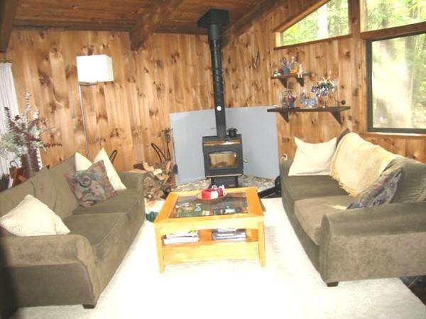 323 Tamarack Trl - Photo 1