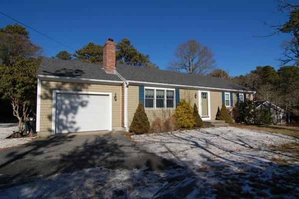 63 Seamans Ln - Photo 1