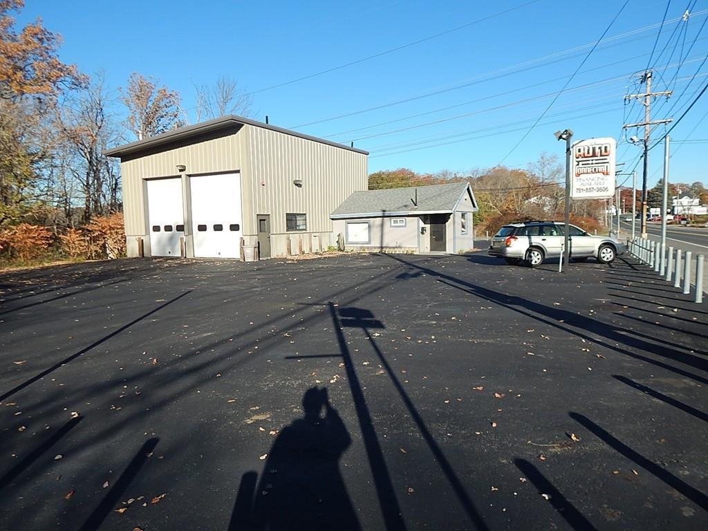 1023 Temple Street - Photo 1