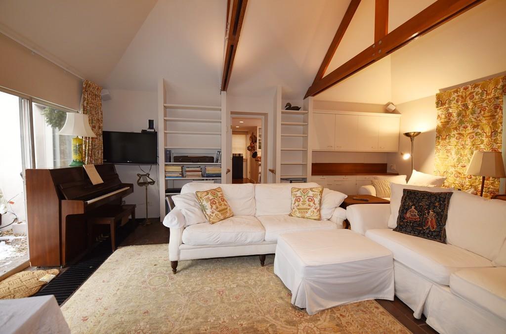 8 Channing Place - Photo 1